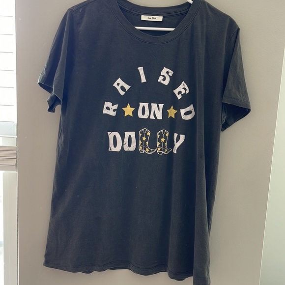 Raised On Dolly Graphic Tee - Picture 2 of 3